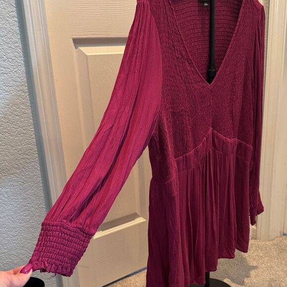 Torrid Fuchsia Smocked V-Neck Blouse Size 3 - Picture 5 of 10